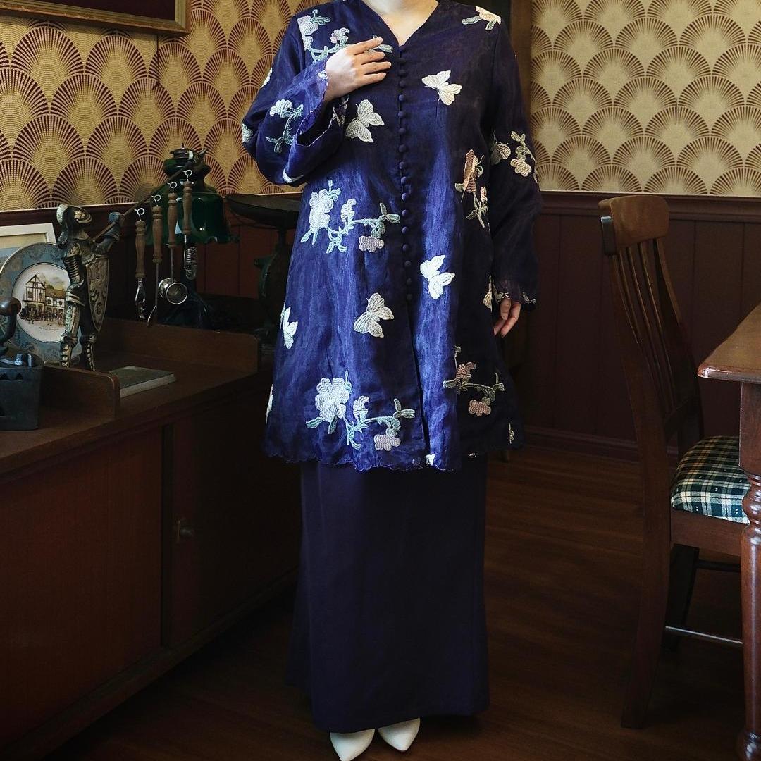 Zeezscarves Raya Suri Baju Kurung Kemas Dan Selesa