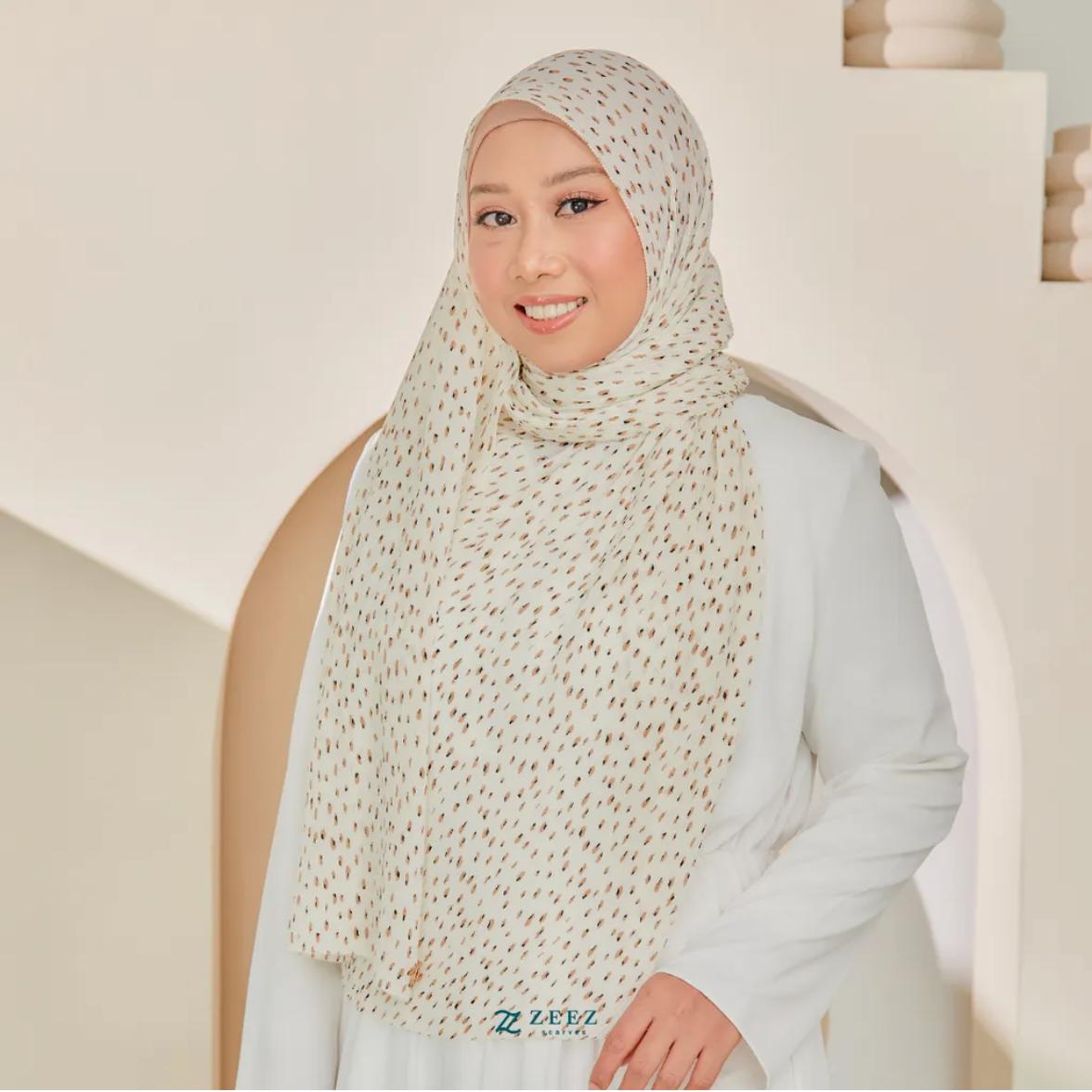 Zeezscarves Tudung Fluer Pleated Scarf Labuh dengan potongan melengkung