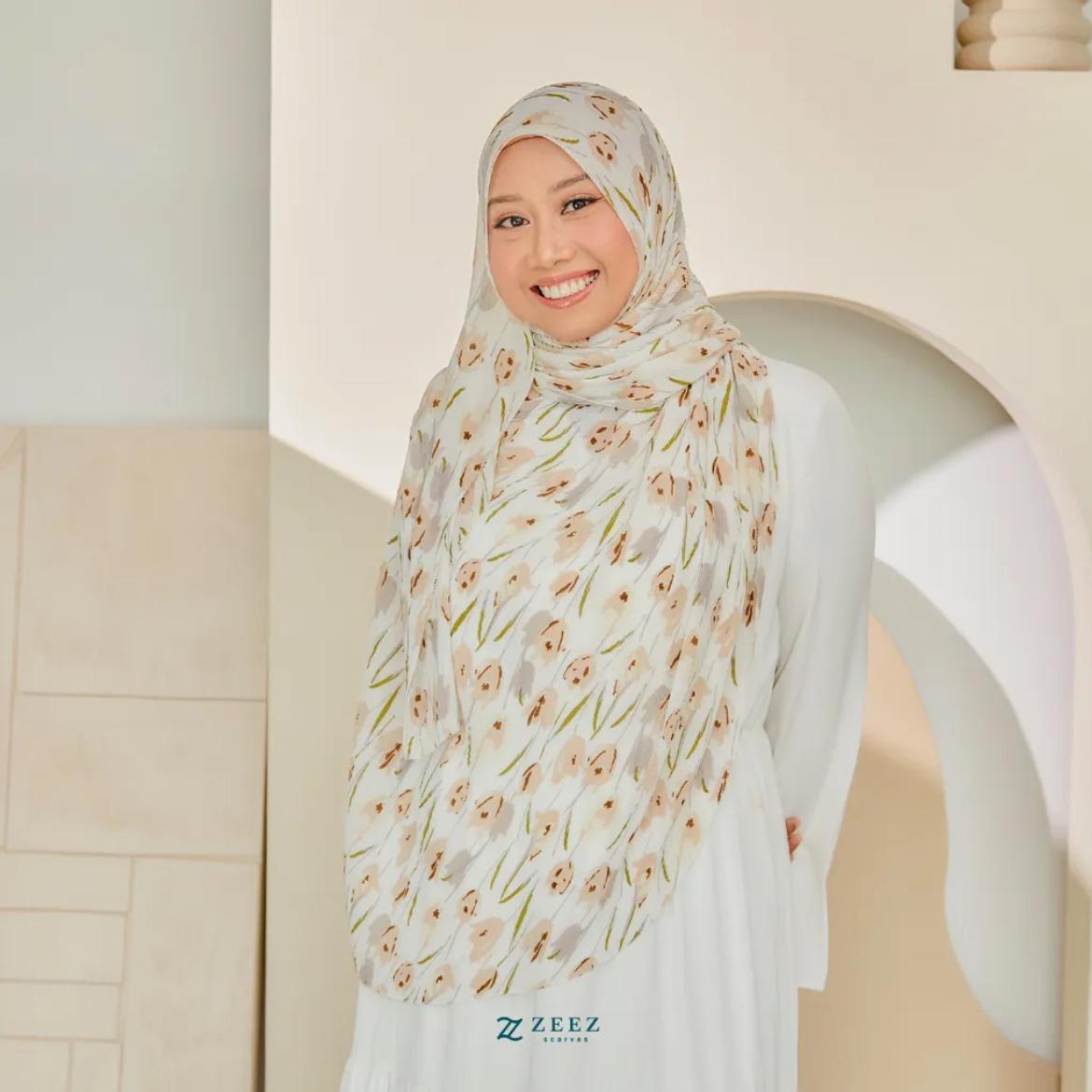 Zeezscarves Tudung Fluer Pleated Scarf Labuh dengan potongan melengkung