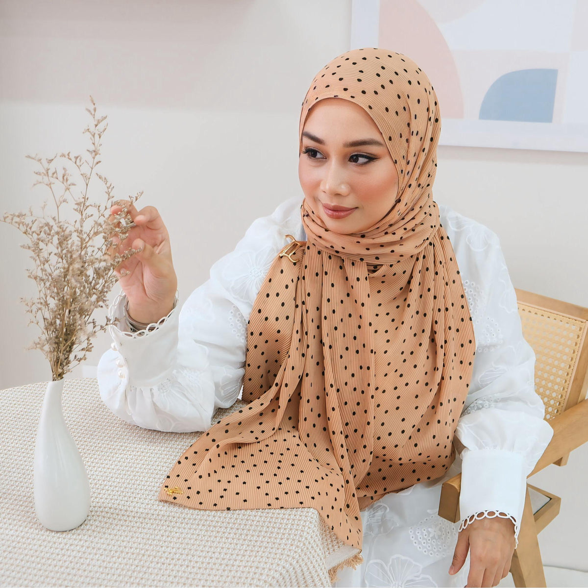 Zeez Scarves - Hanna Printed Pleated Shawl