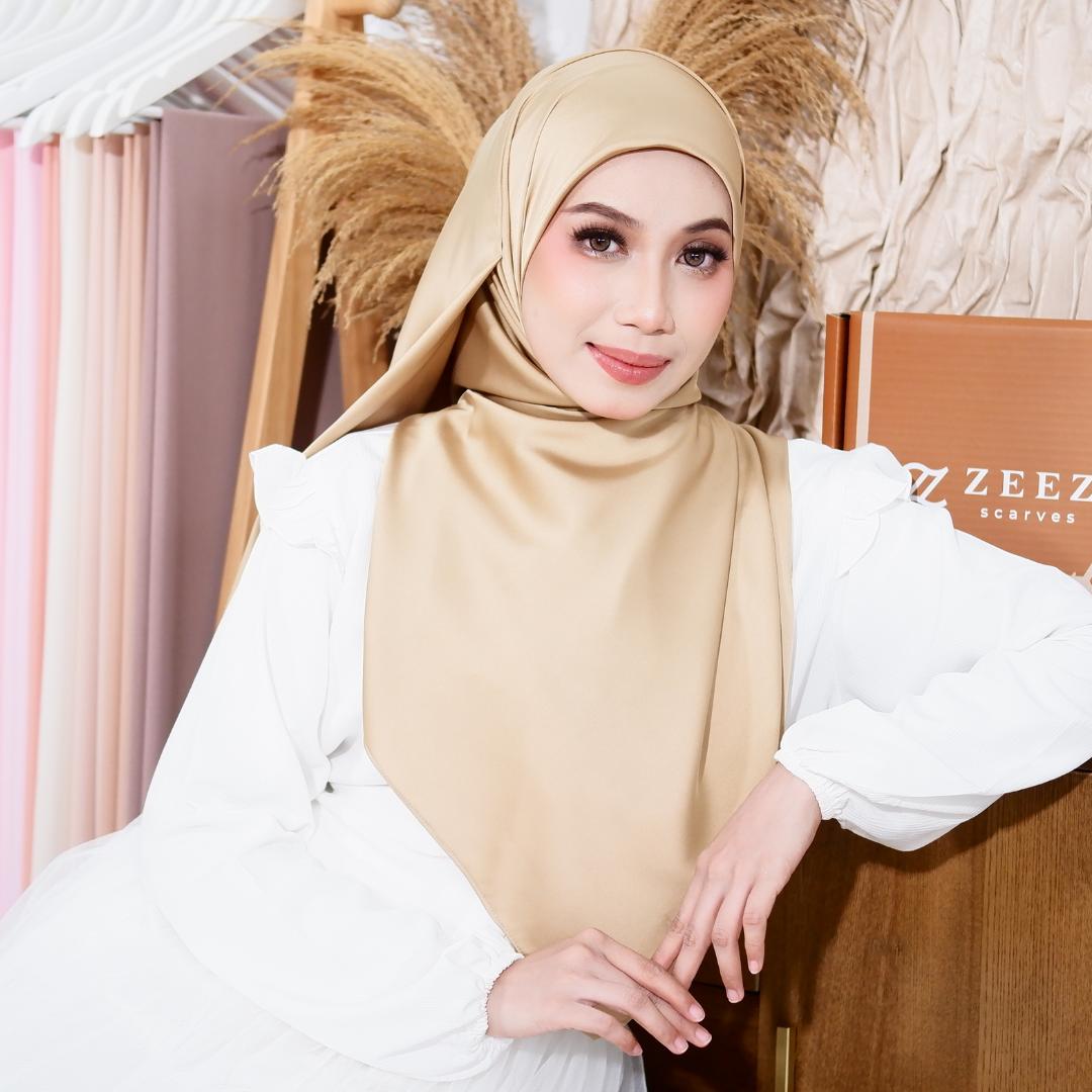 Zeezscarves Aafiya Satin Silk Bawal Empat Segi Bidang 45